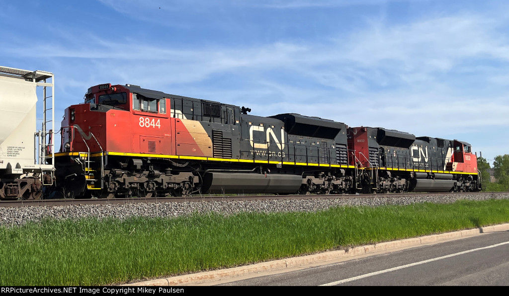 CN 8844 and CN 8832